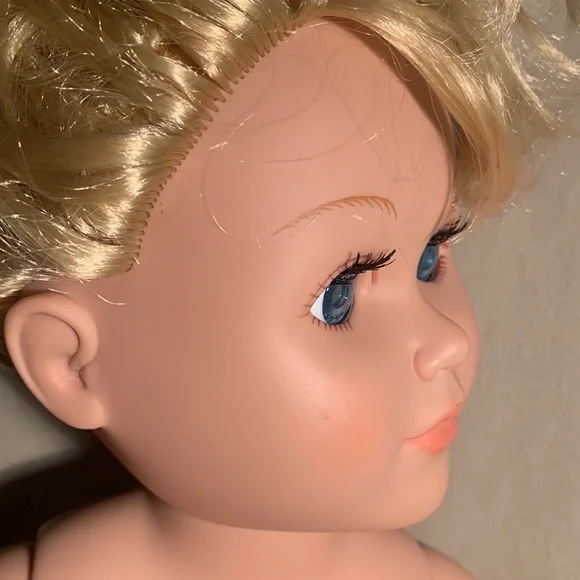2013 blonde doll blue eyes - Picture 16 of 17